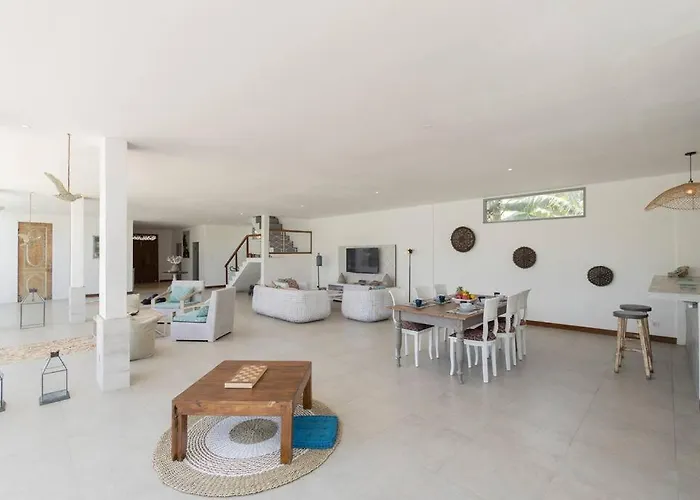 Villa Orchid 18m Pool, Sea View Nusa Lembongan