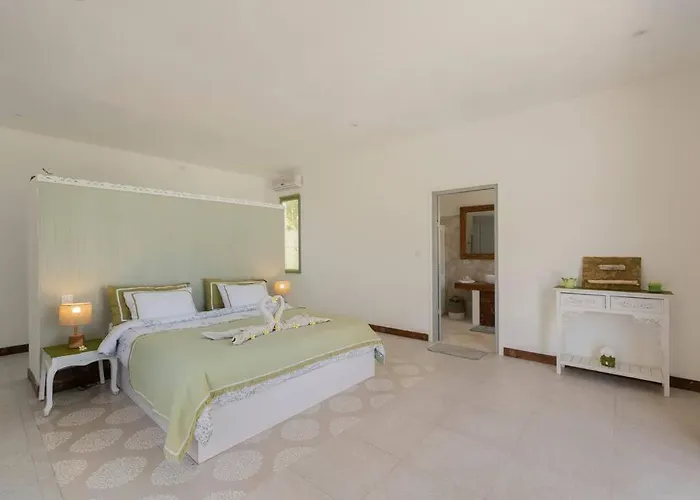 Villa Orchid 18m Pool, Sea View *
